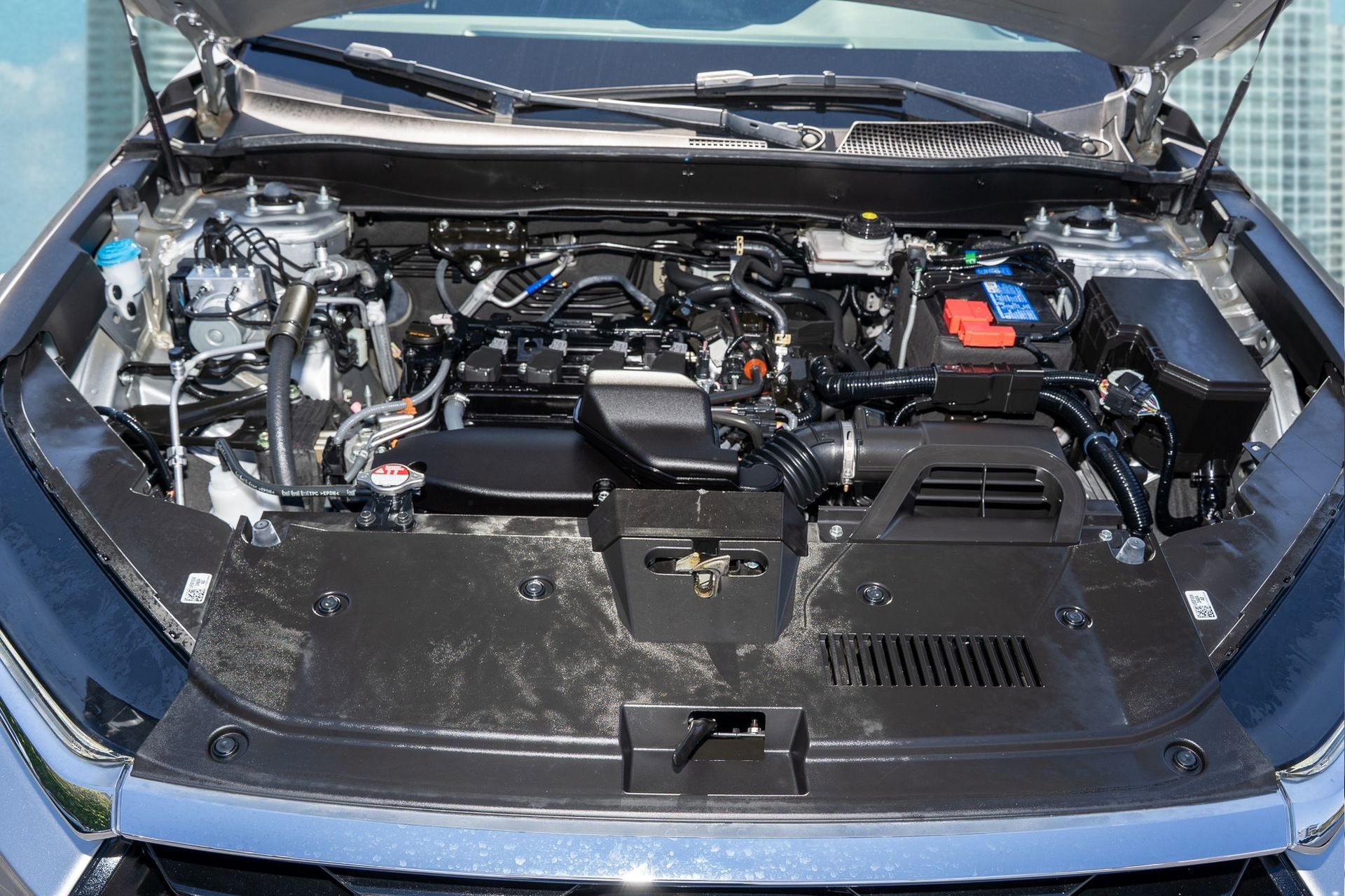 Certified 2025 Honda CR-V EX image 38