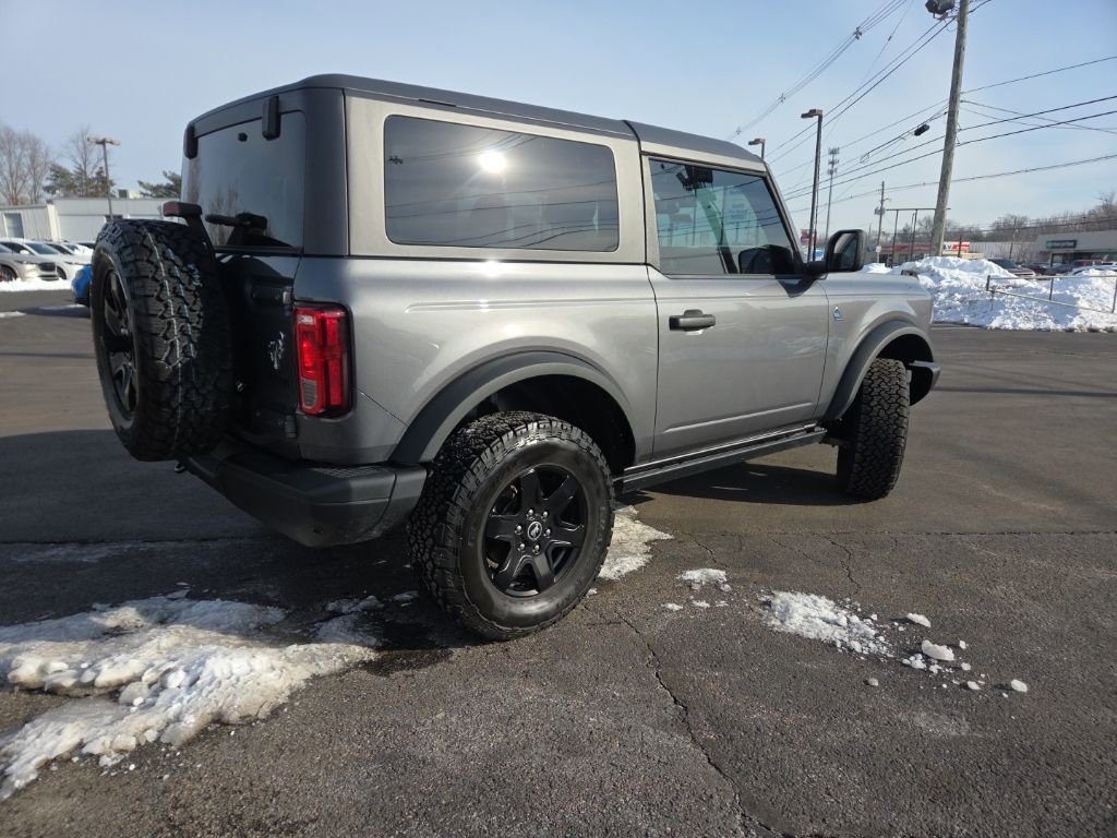 Used 2023 Ford Bronco Black Diamond image 6