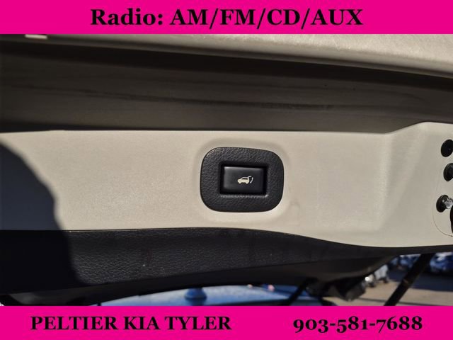 Used 2018 Nissan Rogue SV w/ Sun & Sound Touring Package image 12