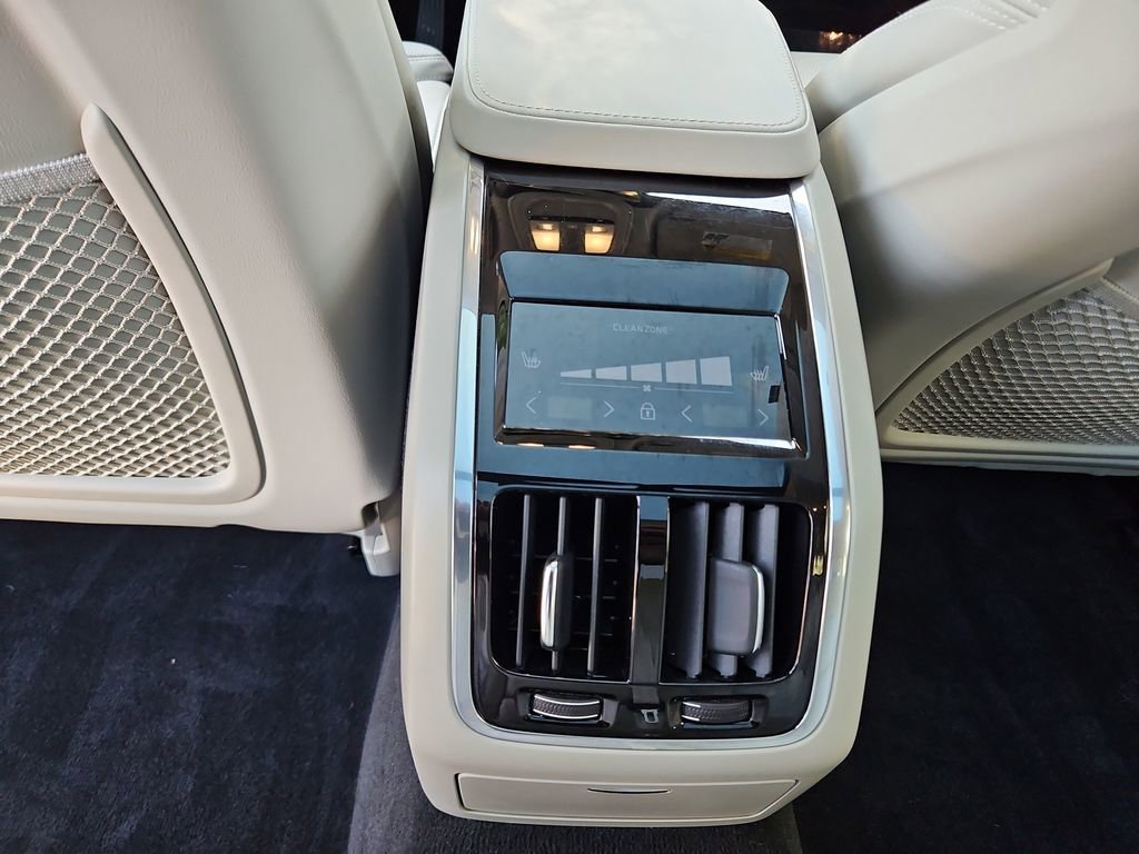 Used 2024 Volvo S90 B6 Ultimate image 30