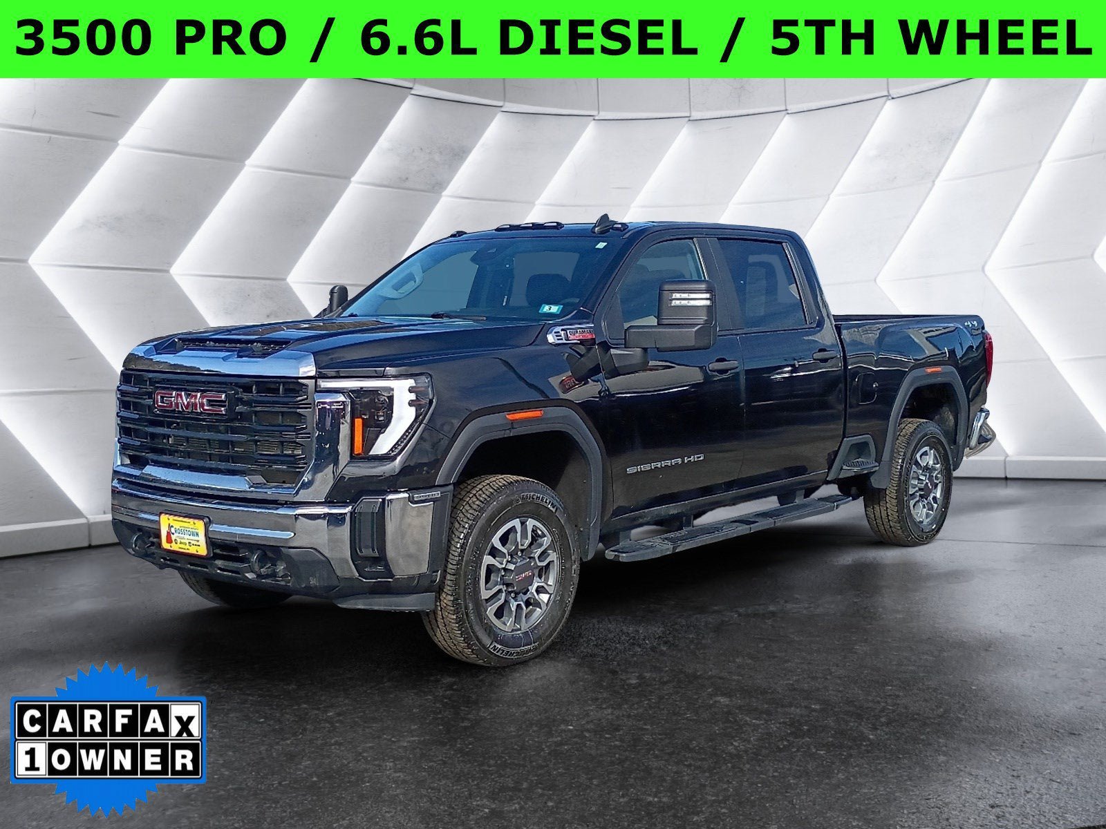 Used 2024 GMC Sierra 3500 Pro AWD/4WD image 2