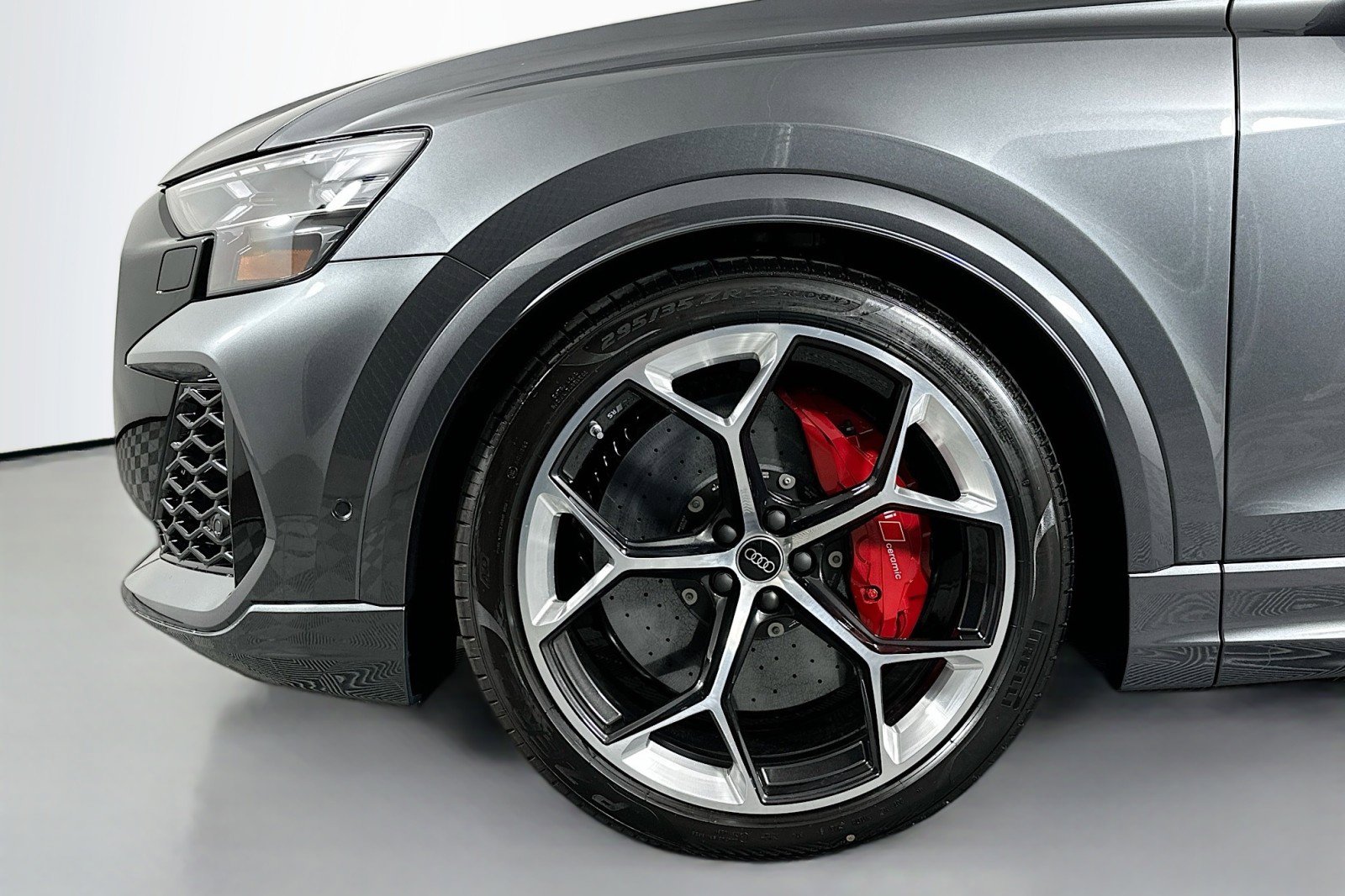 New 2026 Audi RS Q8 performance image 11