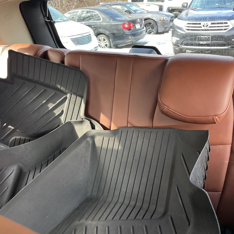 Used 2019 Cadillac Escalade Premium Luxury image 20