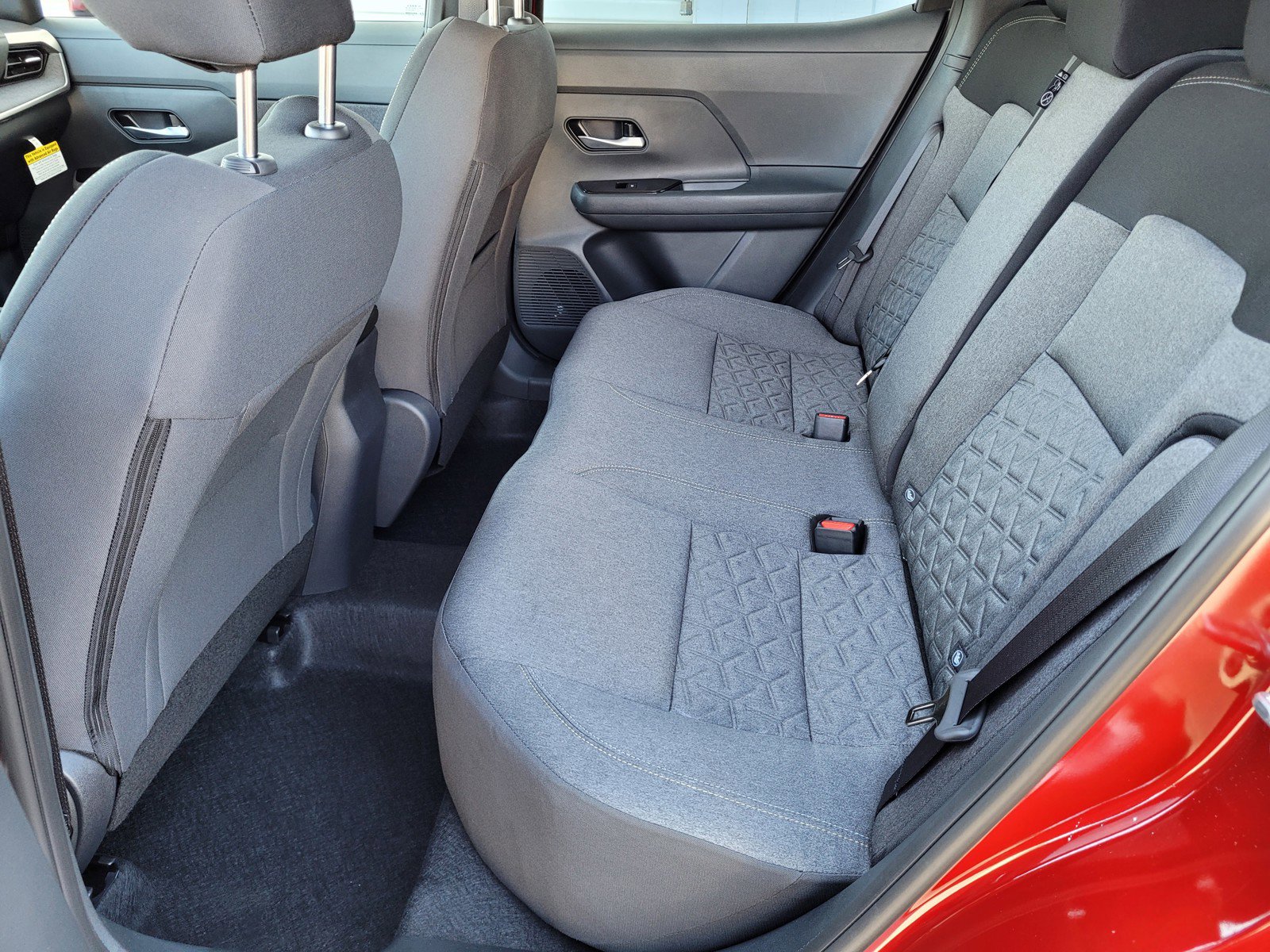 New 2025 Nissan Kicks SV image 7