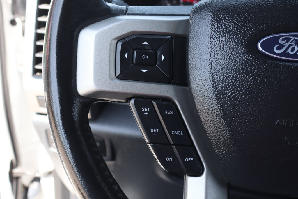 Used 2022 Ford F350 Lariat w/ Black Appearance Package AWD/4WD image 23