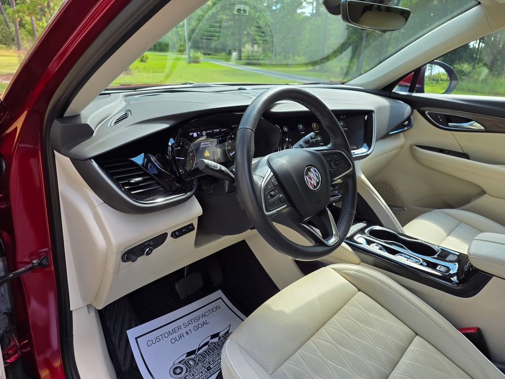 Used 2023 Buick Envision Avenir FWD image 13