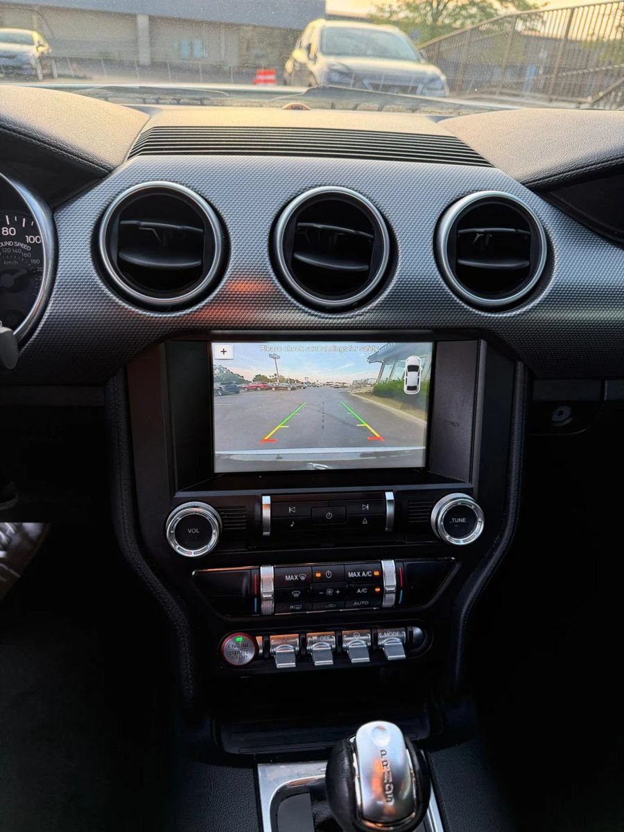 Used 2018 Ford Mustang Coupe w/ Equipment Group 101A RWD image 12