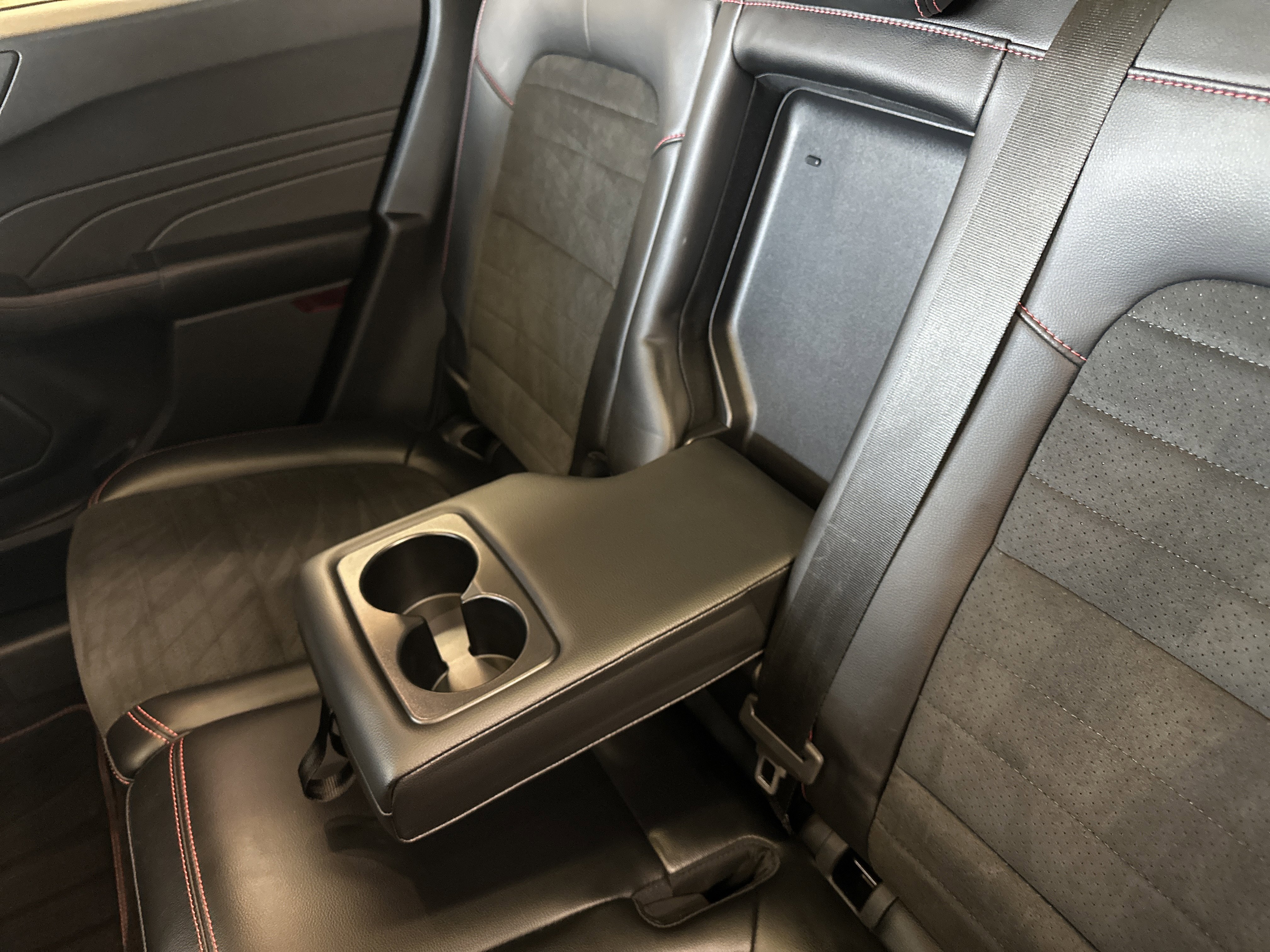 Used 2022 Ford Escape SEL w/ SEL Stealth AWD Package image 27