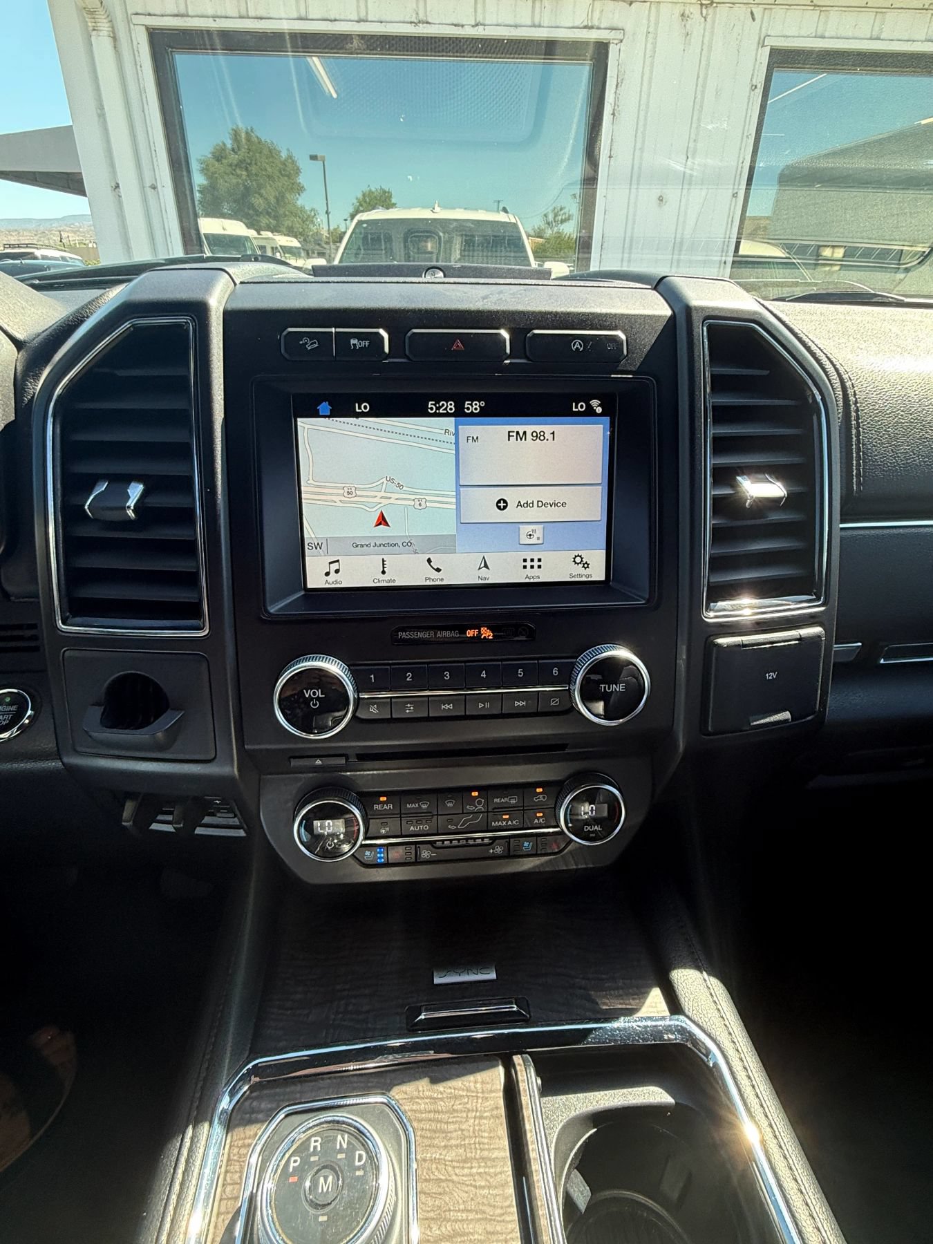 Used 2018 Ford Expedition Limited AWD/4WD image 11
