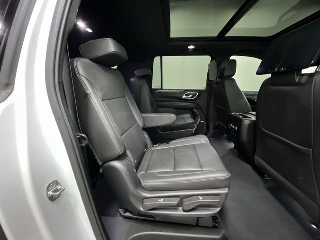 Certified 2022 Chevrolet Suburban LT w/ LT Signature Package AWD/4WD image 29