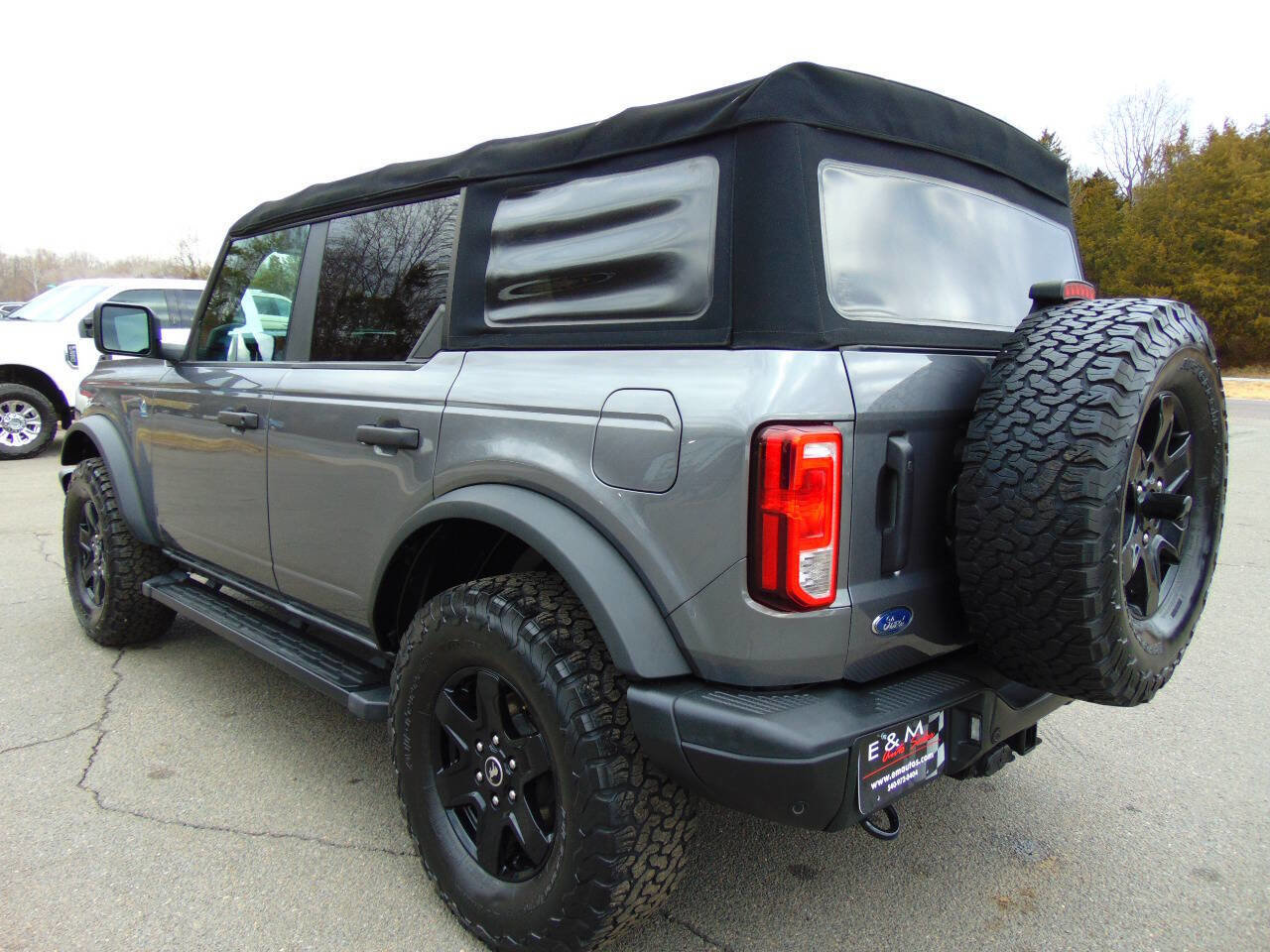 Used 2022 Ford Bronco Black Diamond image 63