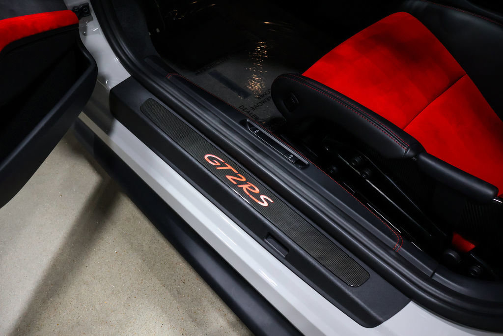 Used 2018 Porsche 911 GT2 RS w/ Weissach Package RWD image 36