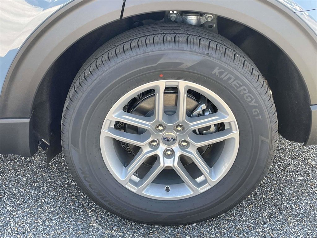 New 2026 Ford Explorer Active w/ Active Comfort Package image 9
