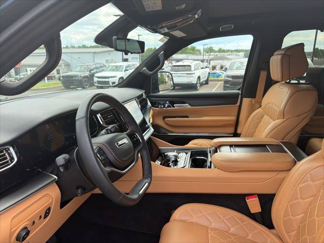 Certified 2025 Jeep Grand Wagoneer L Series III w/ Rear Seat Video Group 1 AWD/4WD image 7