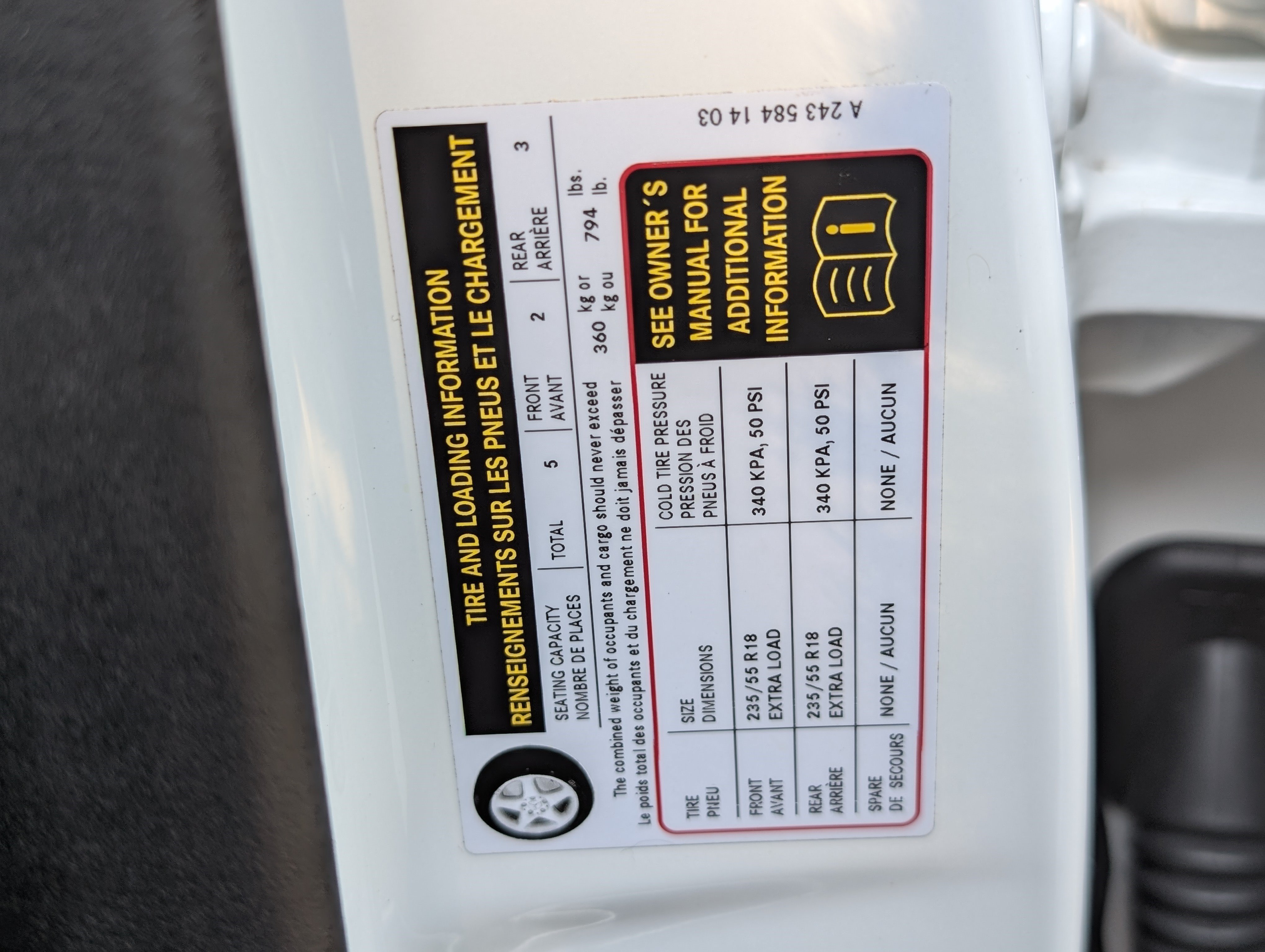 Used 2024 Mercedes-Benz EQB 250+ image 37