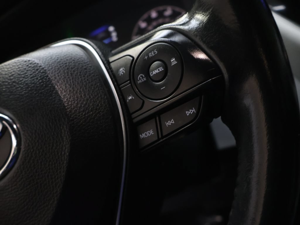Used 2023 Toyota Corolla SE FWD image 18