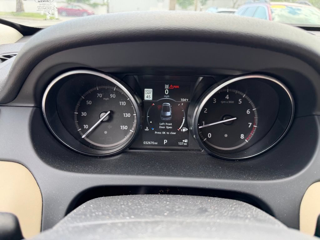 Used 2017 Land Rover Discovery Sport HSE AWD/4WD image 33