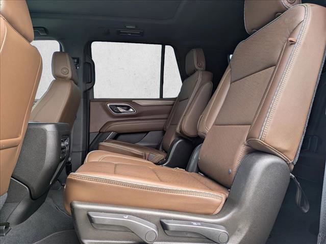 Used 2021 Chevrolet Tahoe High Country RWD image 18
