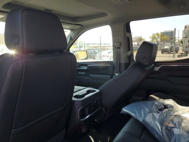 New 2026 GMC Sierra 1500 Denali w/ Denali Reserve Package AWD/4WD image 11