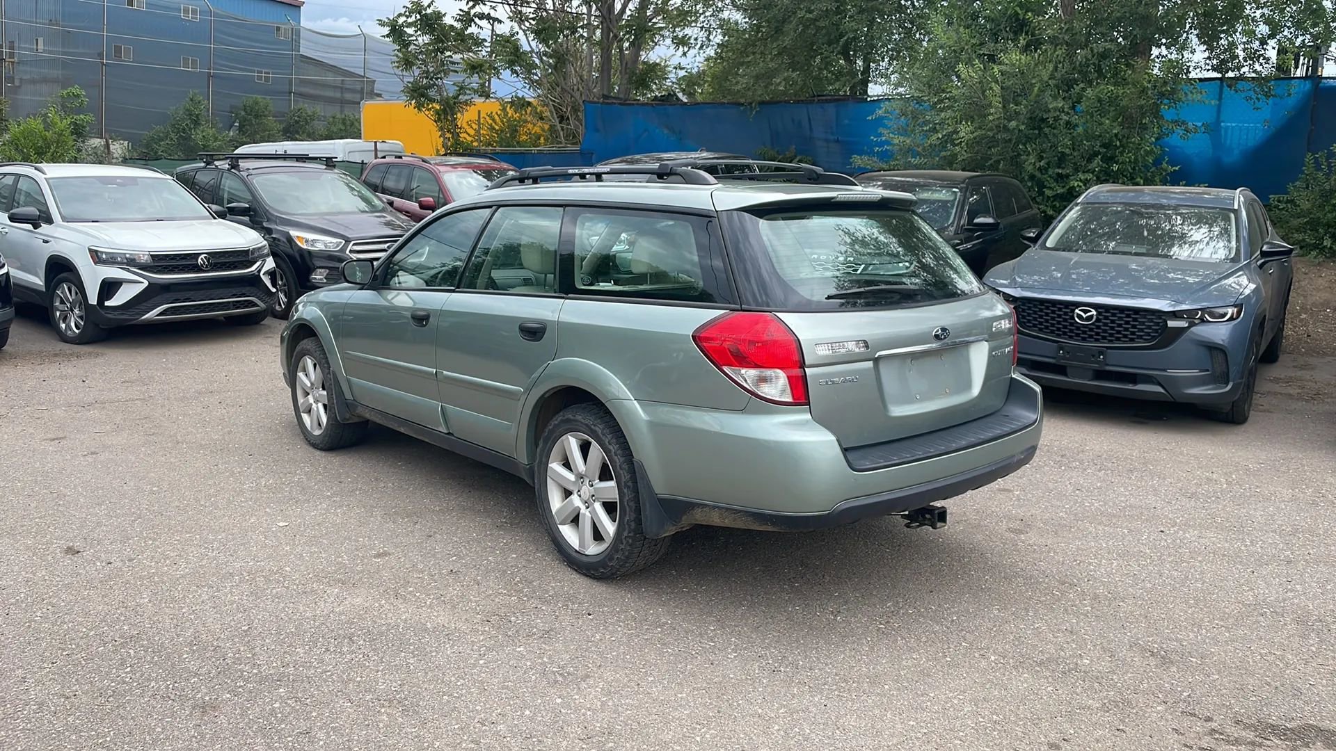 Used 2009 Subaru Outback 2.5i Special Edition AWD/4WD image 4