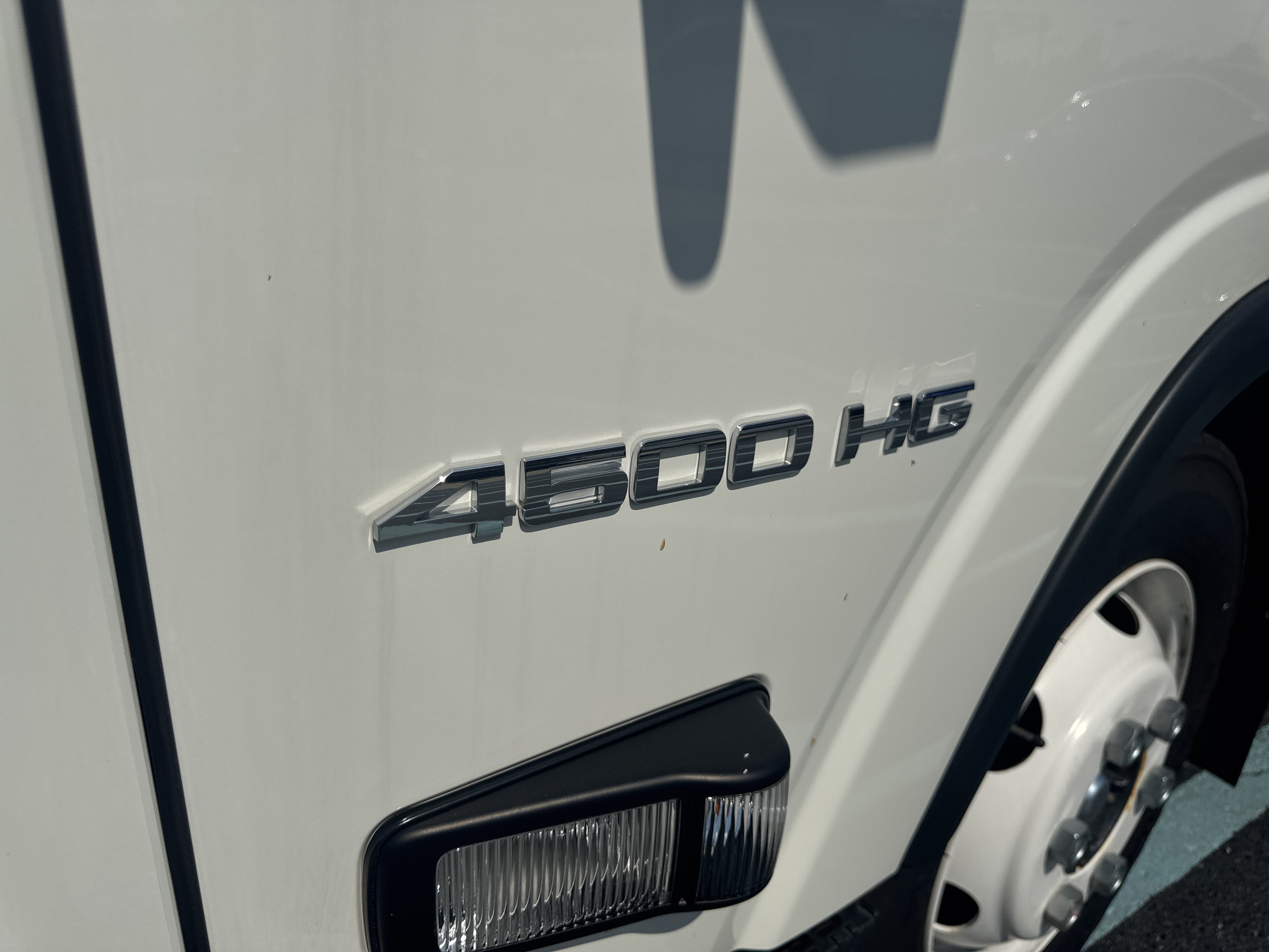 Used 2024 Chevrolet Low Cab Forward RWD image 18