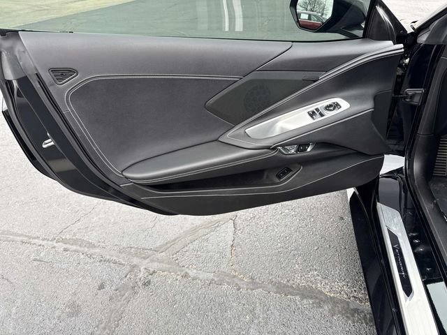 Used 2020 Chevrolet Corvette Stingray Coupe w/ Z51 Performance Package image 7