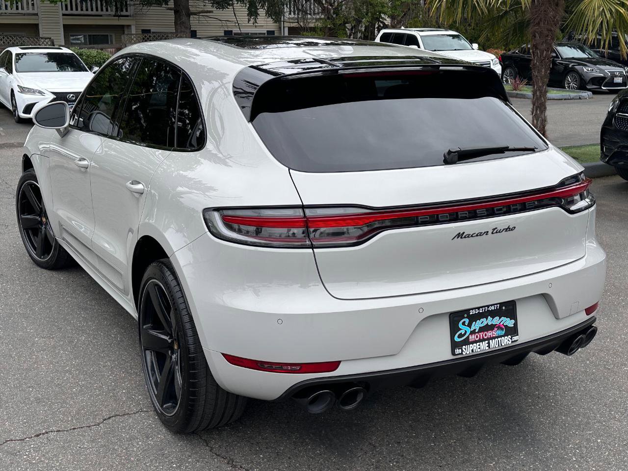 Used 2020 Porsche Macan Turbo AWD/4WD image 46