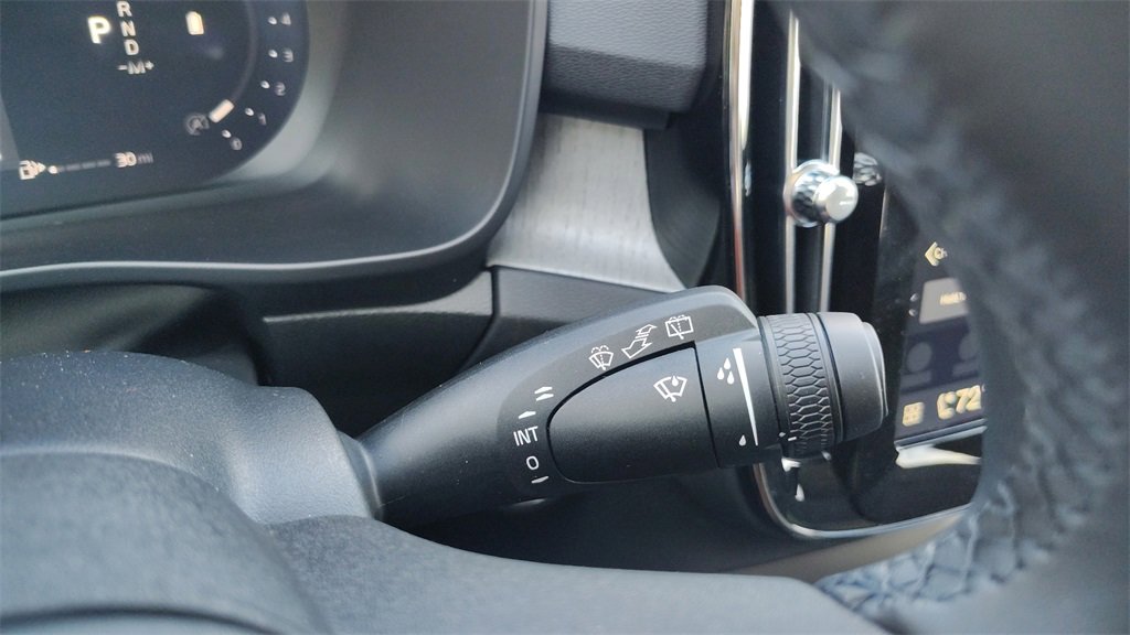 New 2026 Volvo XC40 B5 Plus w/ Climate Package image 18