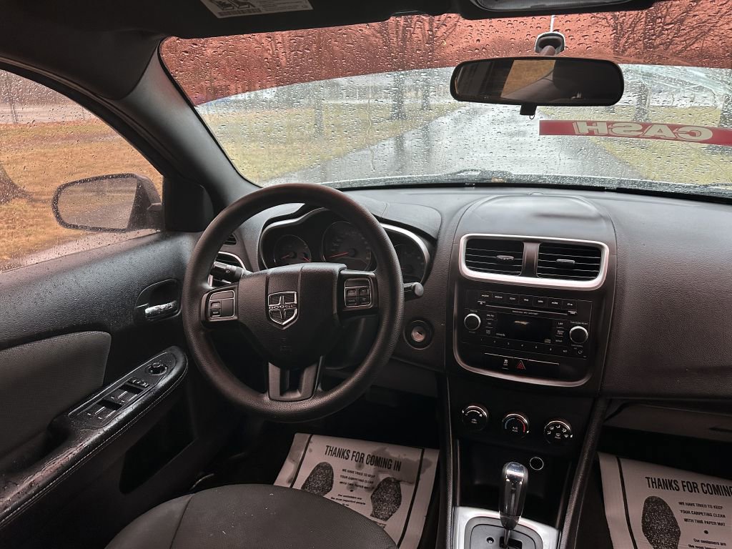 Used 2012 Dodge Avenger SE image 10