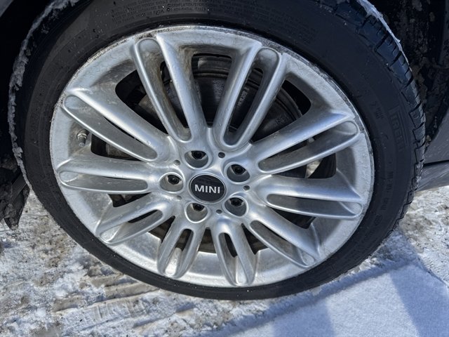 Used 2023 MINI Cooper S image 29