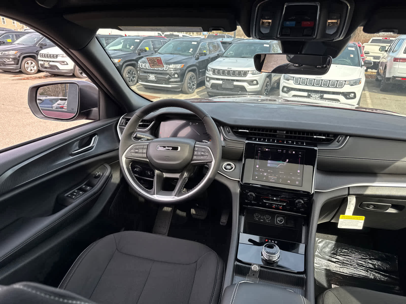 New 2025 Jeep Grand Cherokee Laredo X w/ Trailer Tow Package image 34