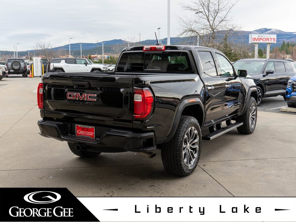 Used 2023 GMC Canyon Denali image 7