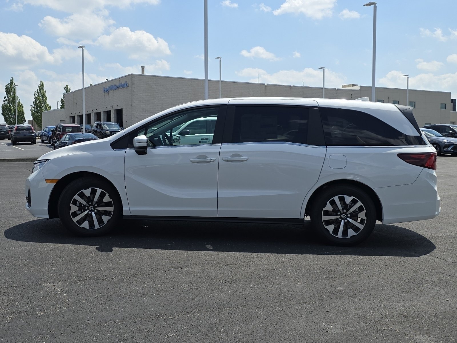 New 2026 Honda Odyssey EX-L image 14