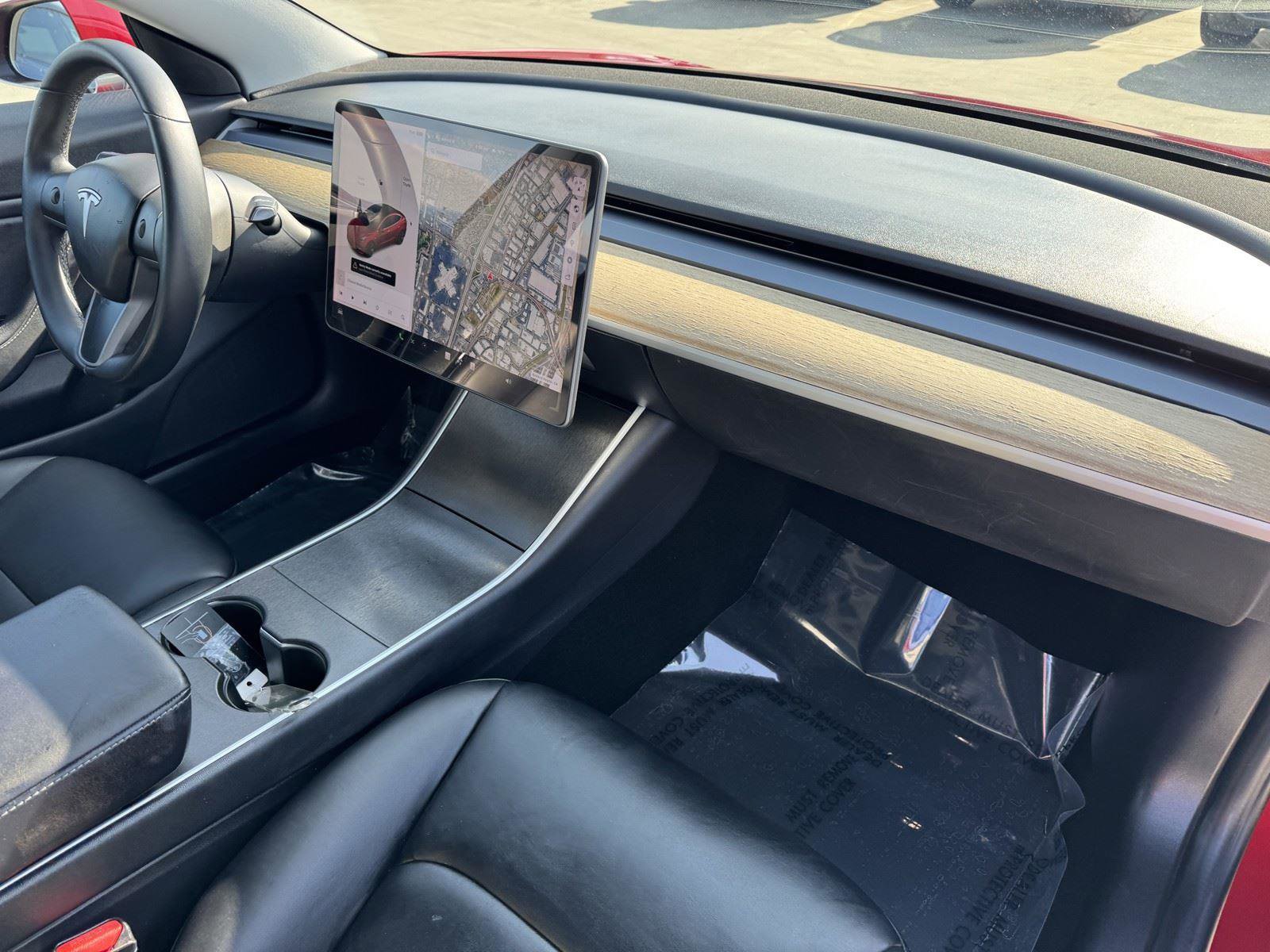 Used 2018 Tesla Model 3 Long Range AWD/4WD image 7