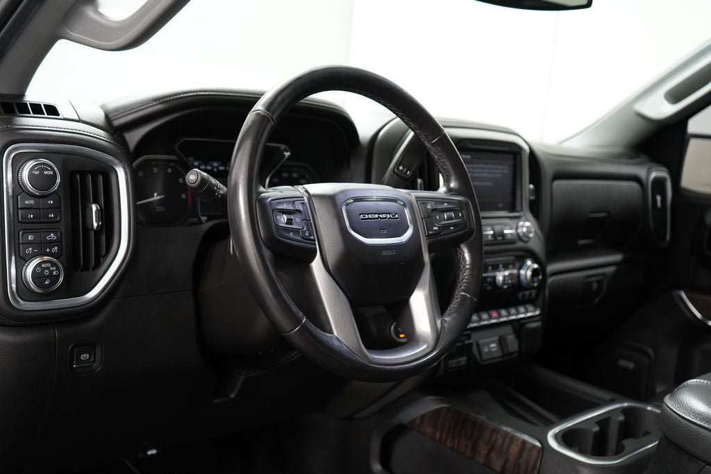 Used 2021 GMC Sierra 1500 Denali w/ Driver Alert Package II AWD/4WD image 13