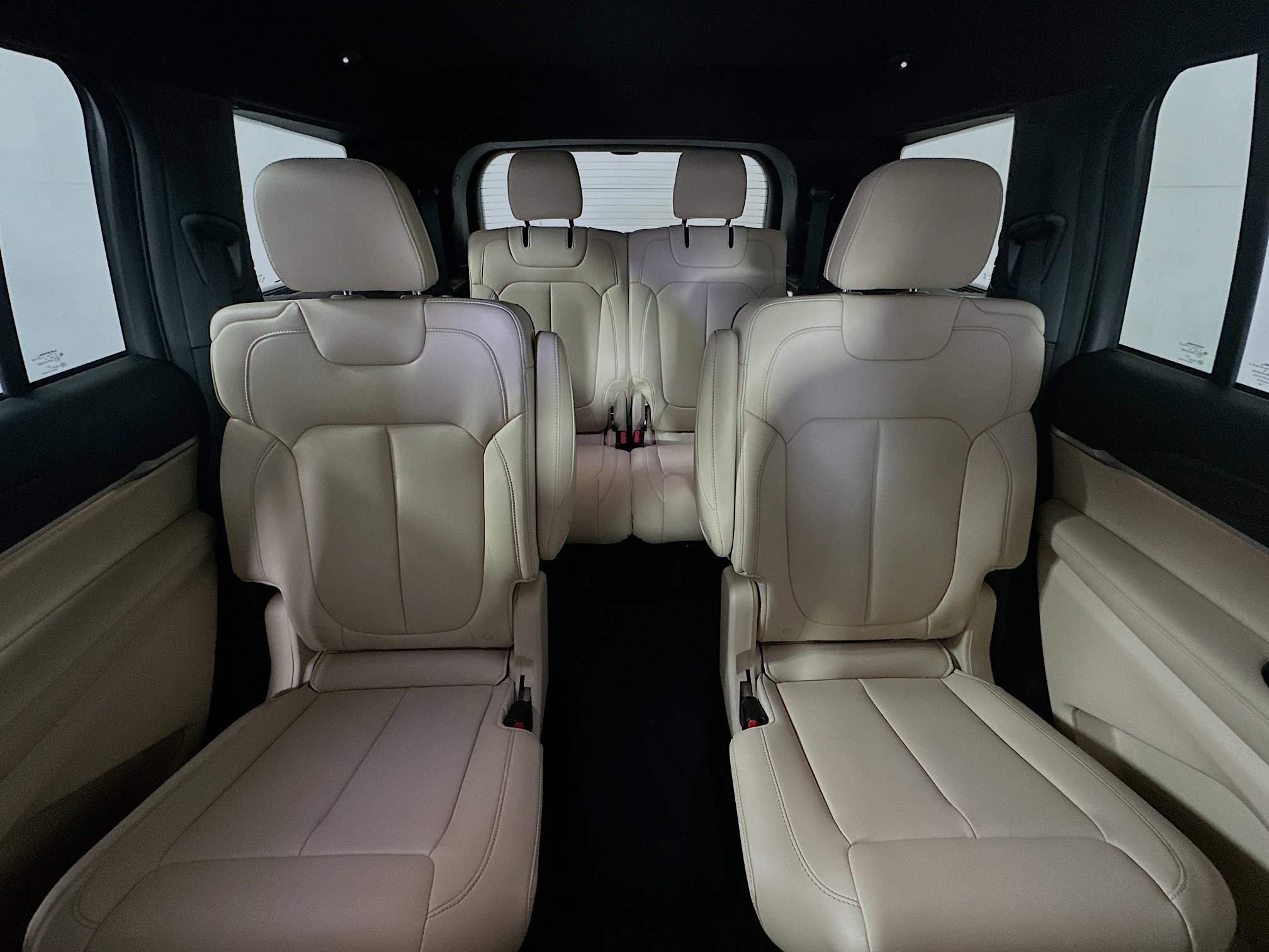 Used 2026 Jeep Grand Cherokee L Limited RWD image 30