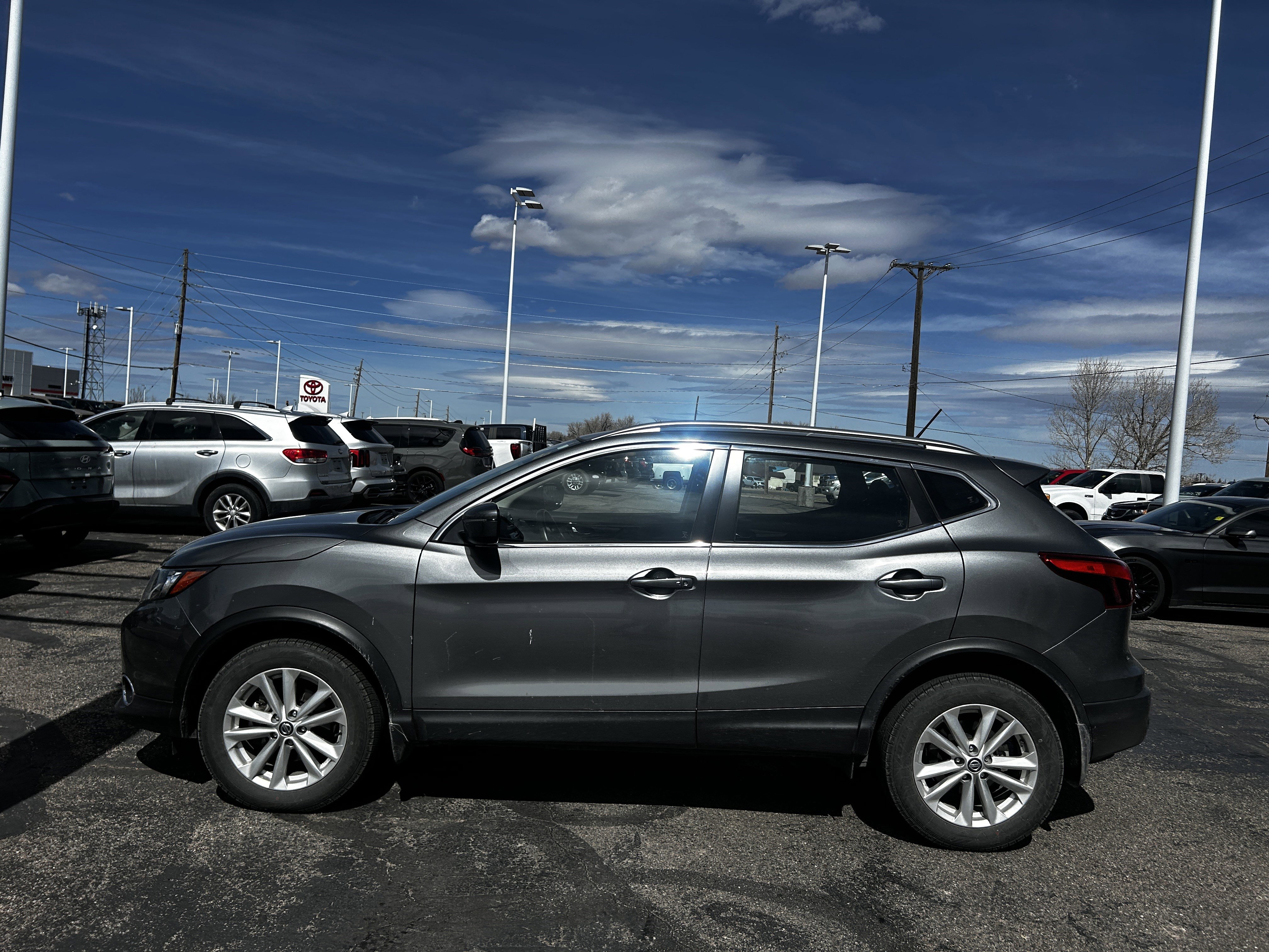 Used 2019 Nissan Rogue Sport SV w/ All-Weather Package image 2