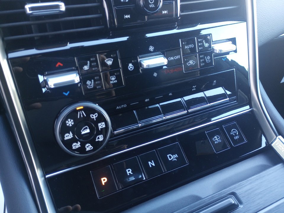 New 2026 Nissan Armada PRO-4X image 17