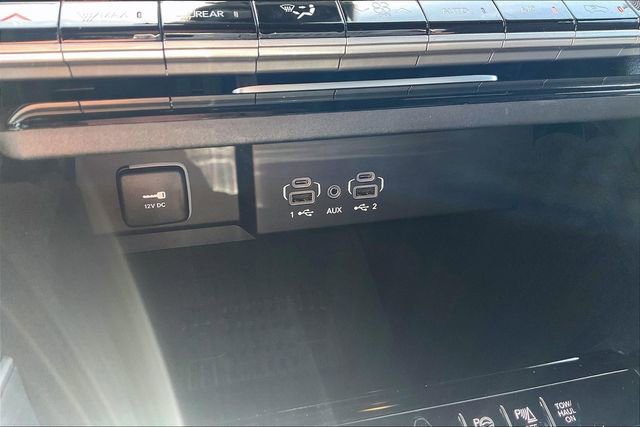 New 2026 Jeep Grand Wagoneer Limited AWD/4WD image 23