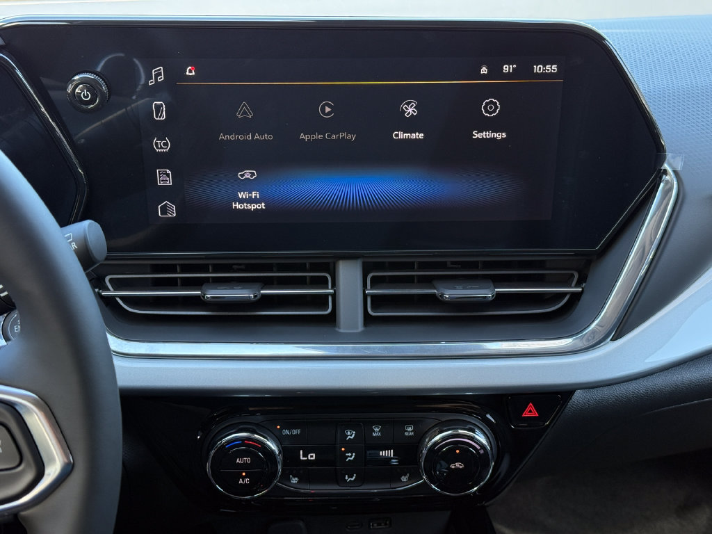 New 2026 Chevrolet Trax LT w/ Midnight Edition FWD image 18