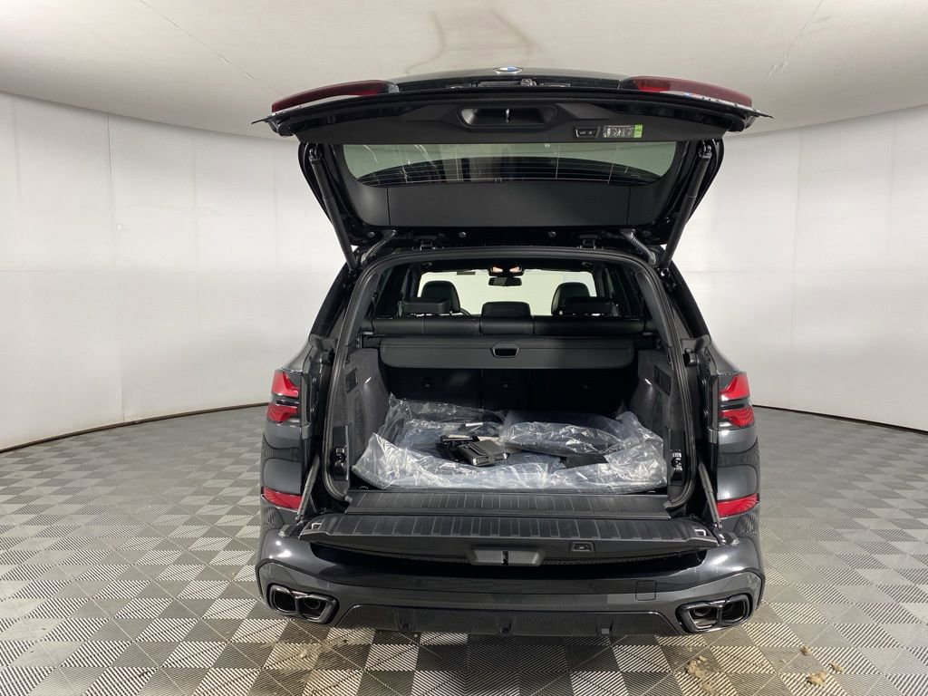 New 2026 BMW X5 M60i image 23