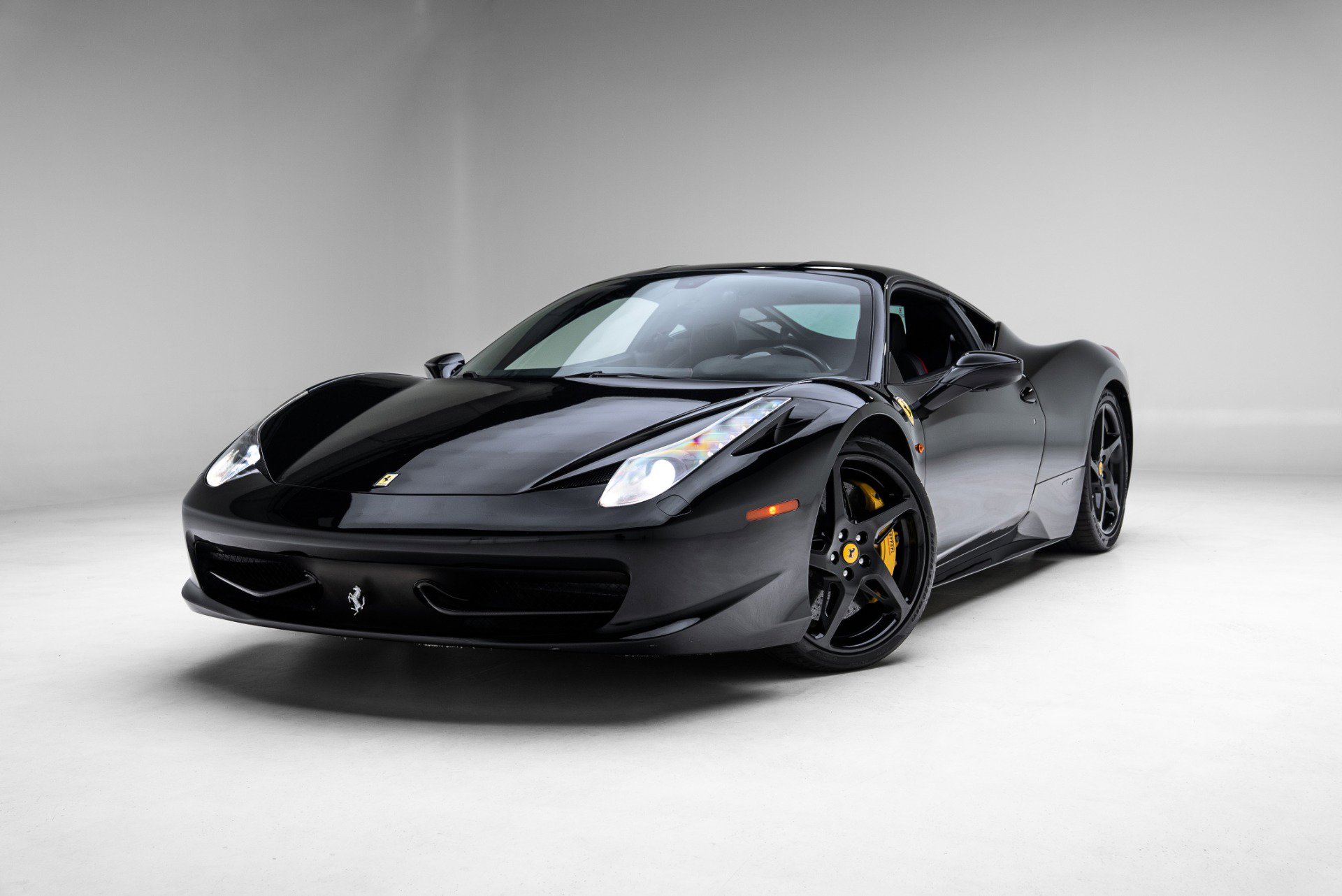 Used 2010 Ferrari 458 Italia Coupe image 17
