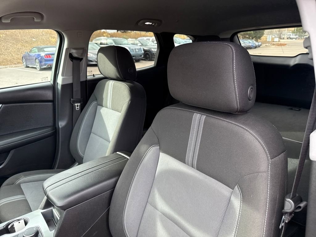 Used 2025 Chevrolet Blazer LT image 12