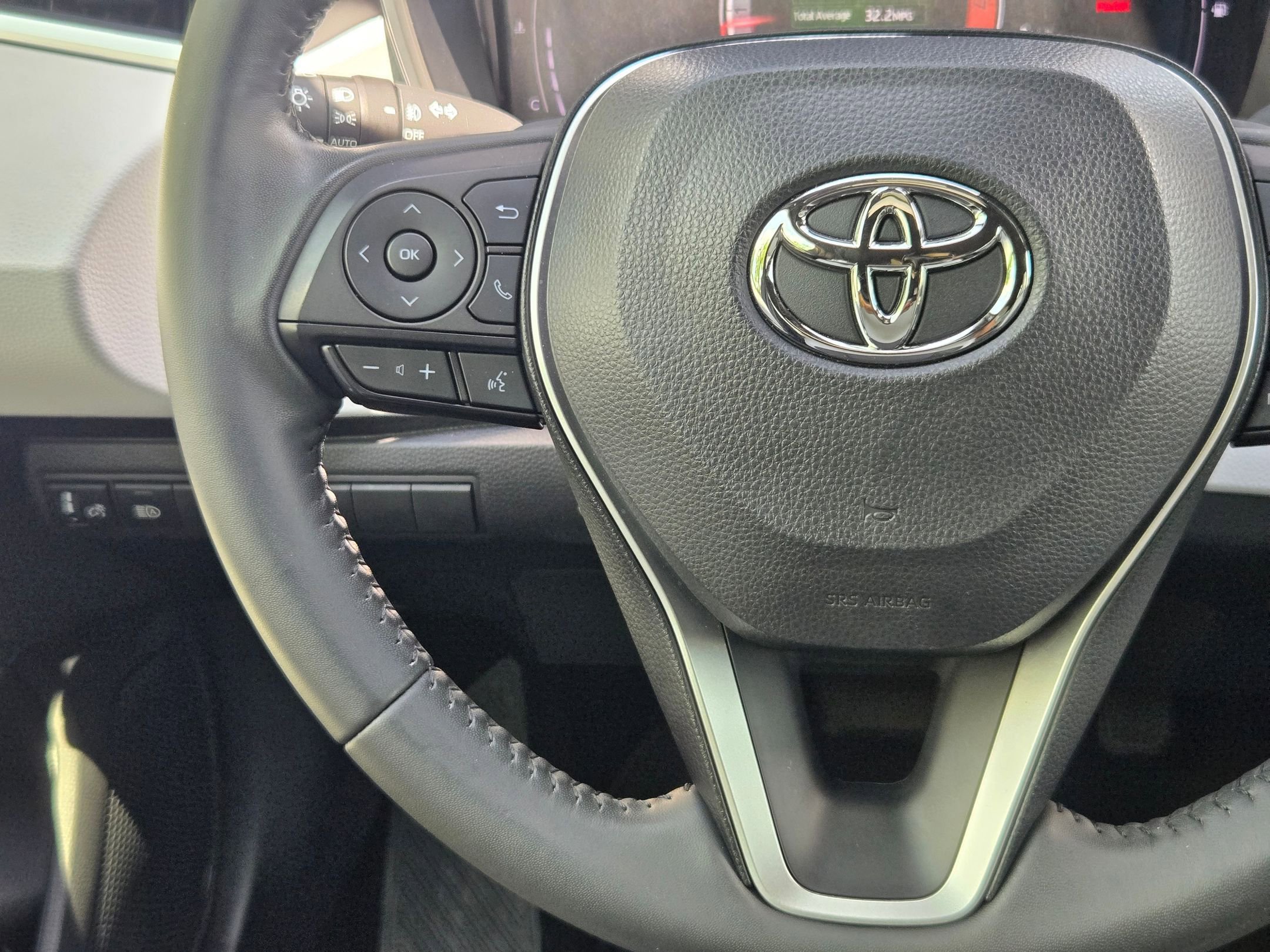 Used 2024 Toyota Corolla XSE FWD image 21
