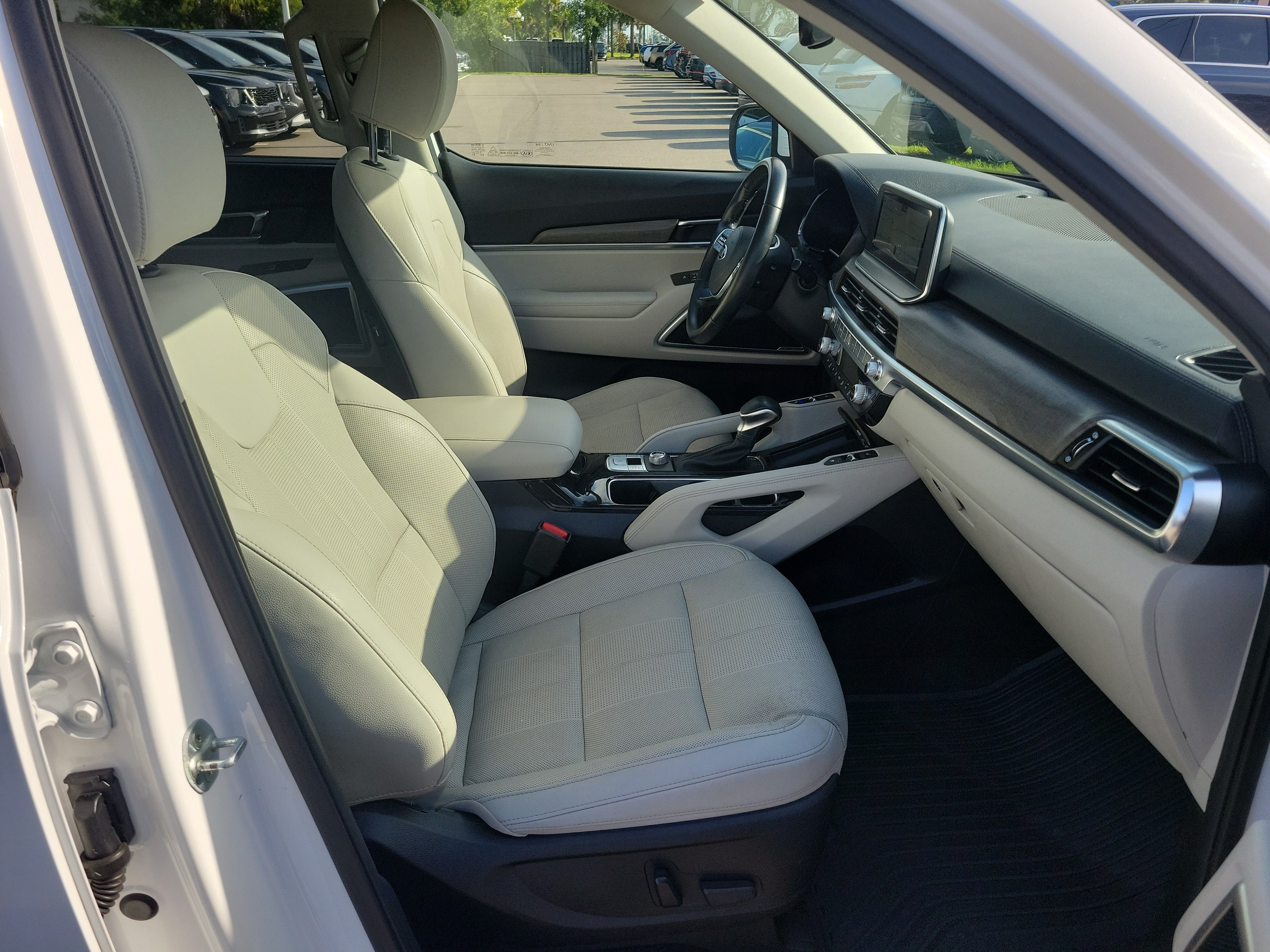 Used 2021 Kia Telluride EX w/ EX Premium Package FWD image 5