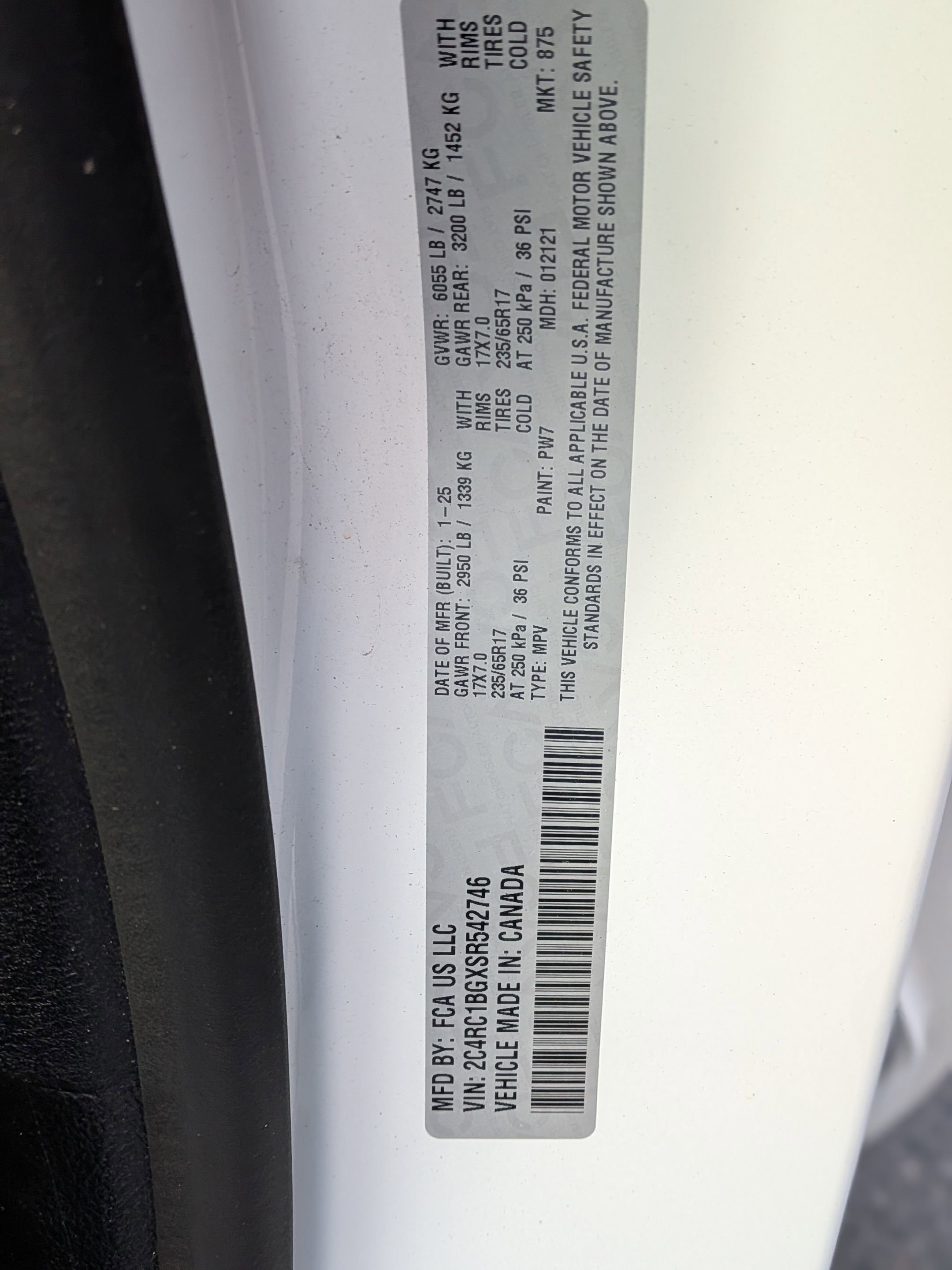 Used 2025 Chrysler Pacifica Select image 36