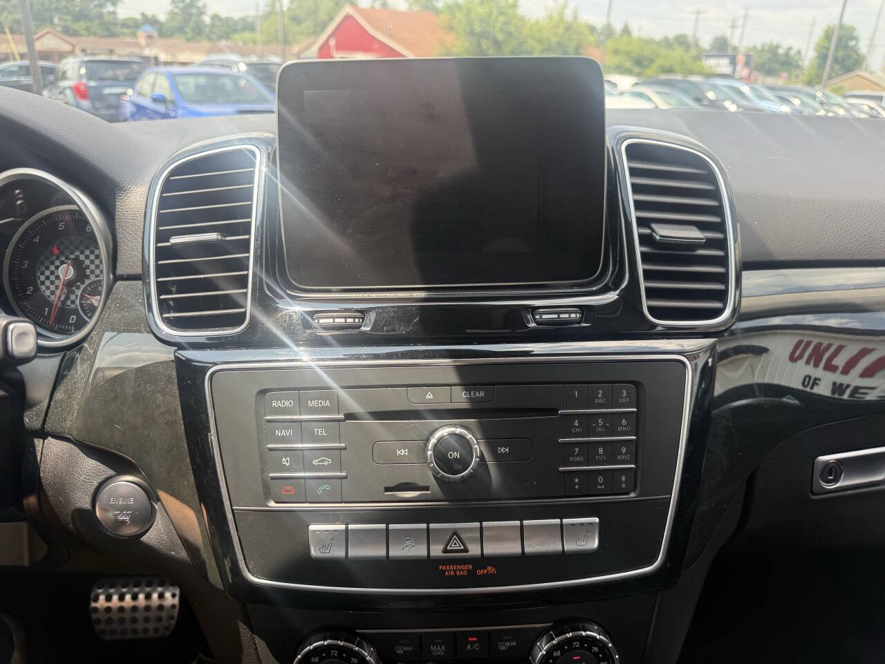 Used 2016 Mercedes-Benz GLE 350 4MATIC w/ Premium Package image 23
