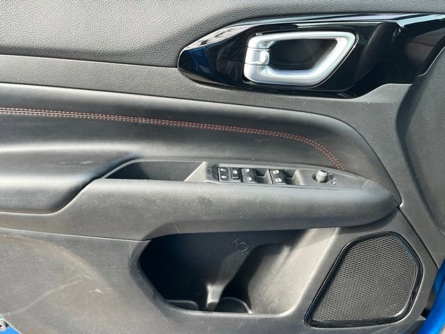 Used 2024 Jeep Compass Trailhawk image 19