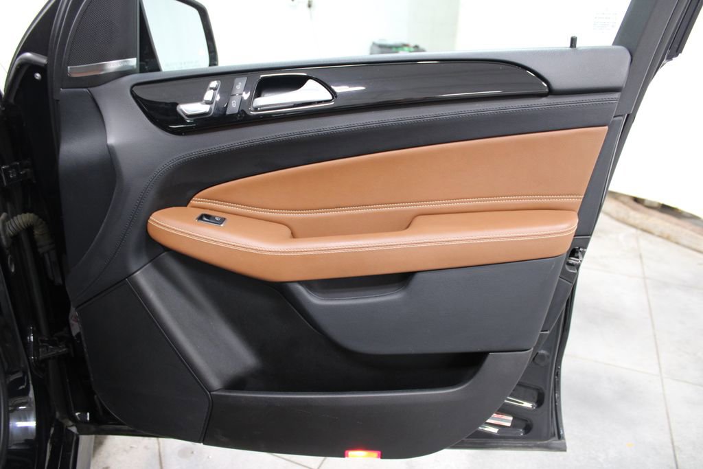 Used 2019 Mercedes-Benz GLE 43 AMG 4MATIC image 35