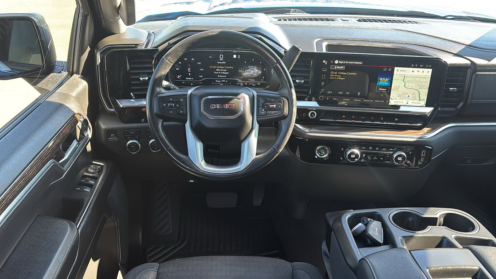 Used 2022 GMC Sierra 1500 Elevation image 15